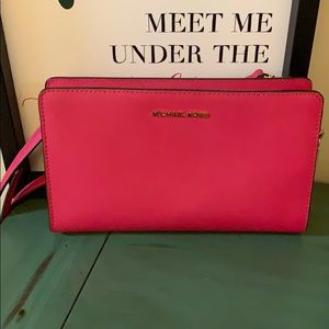 Michael Kors Cross Body purse